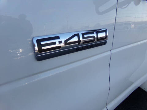 2019 Ford E-Series E-450 SD