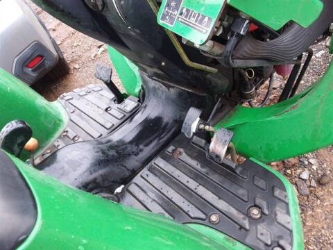 2014 John Deere 3032E 305