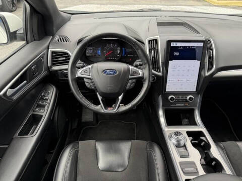 2023 Ford Edge ST