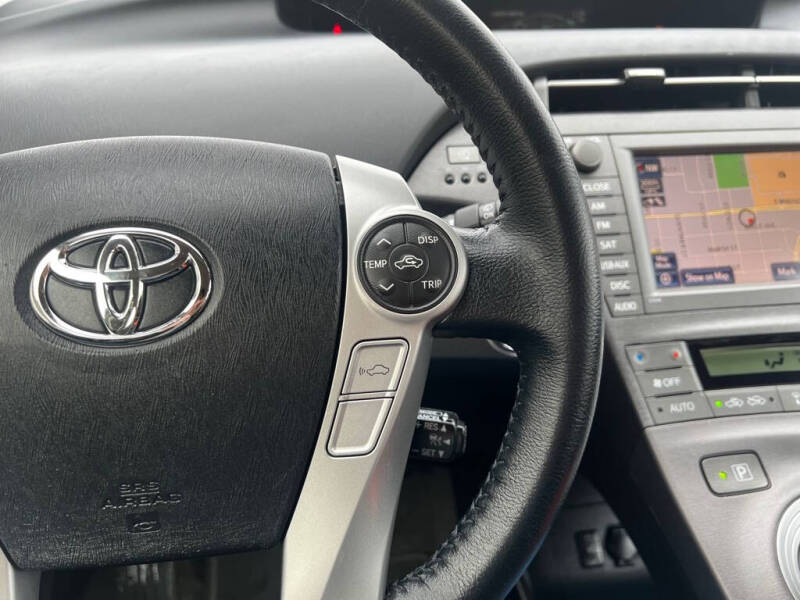 2013 Toyota Prius Plug-in Hybrid Advanced