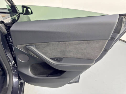 2024 Tesla Model Y Performance