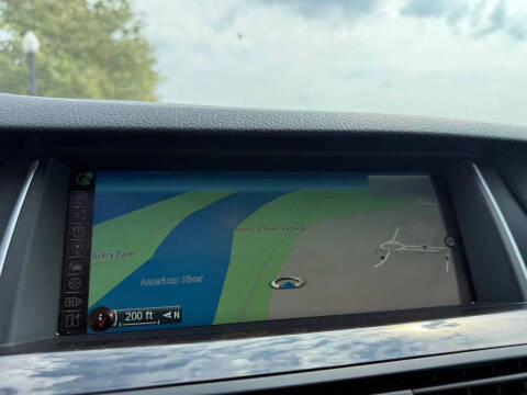 2015 BMW 5 Series 528i