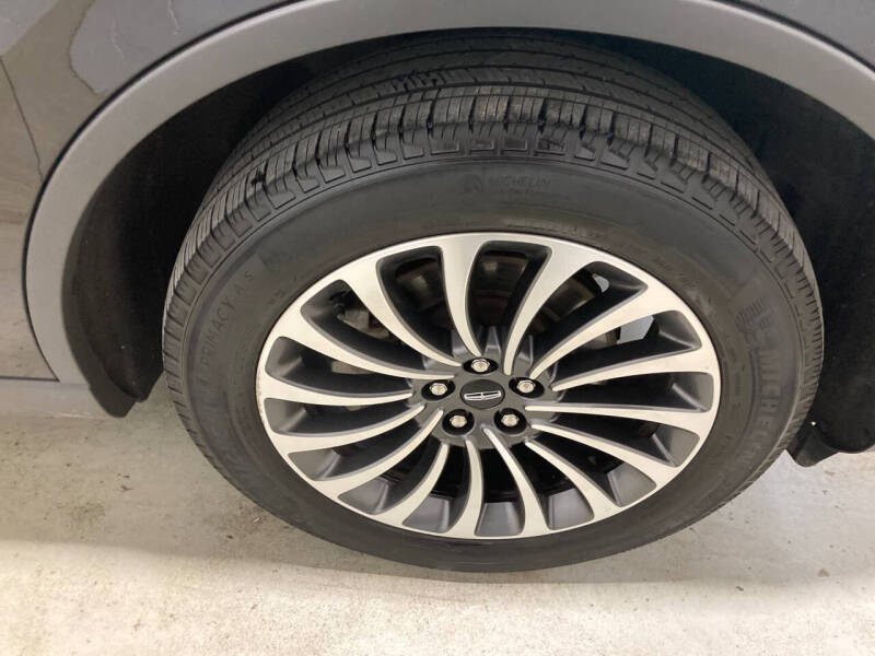 2022 Lincoln Aviator Standard