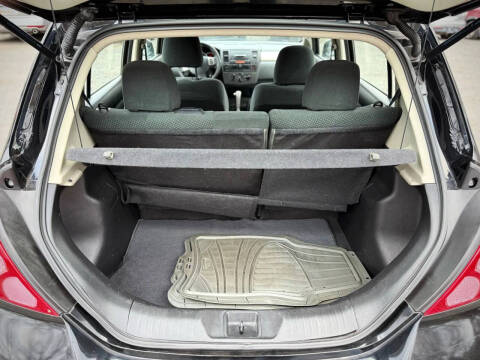 2012 Nissan Versa 1.8 S