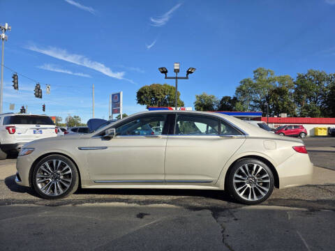 2017 Lincoln Continental Select