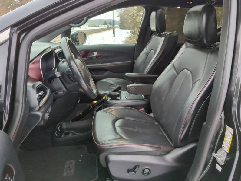 2020 Chrysler Pacifica Limited 35th Anniversary