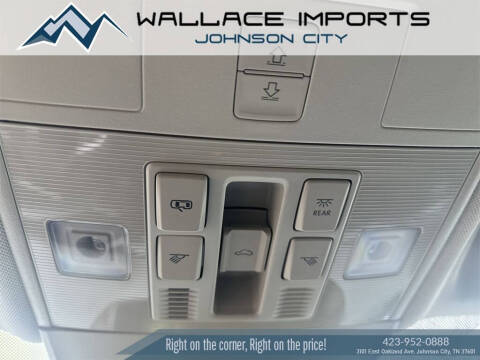 2026 Volkswagen Taos SE Black 4Motion