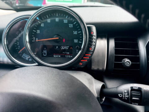 2016 MINI Hardtop 4 Door Cooper