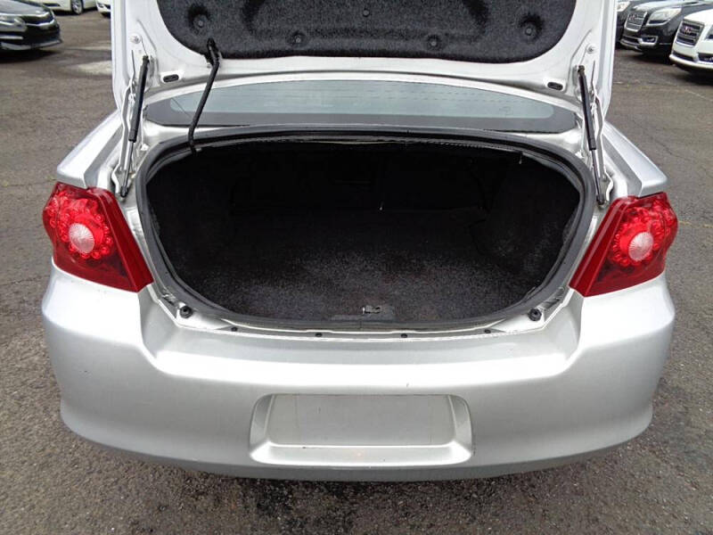 2012 Dodge Avenger SE