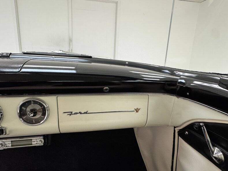 1955 Ford Fairlane