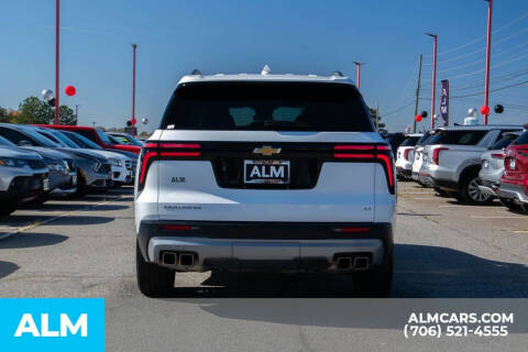 2024 Chevrolet Traverse LT