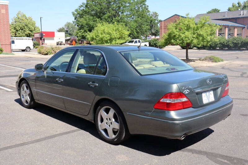 2004 Lexus LS 430