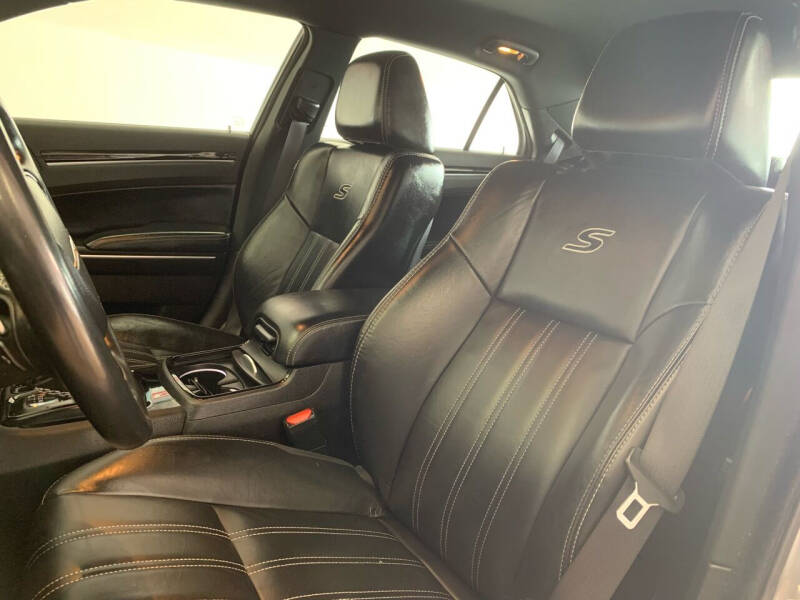 2021 Chrysler 300 S V6