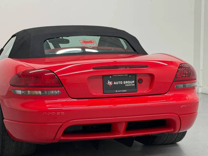 2003 Dodge Viper SRT-10