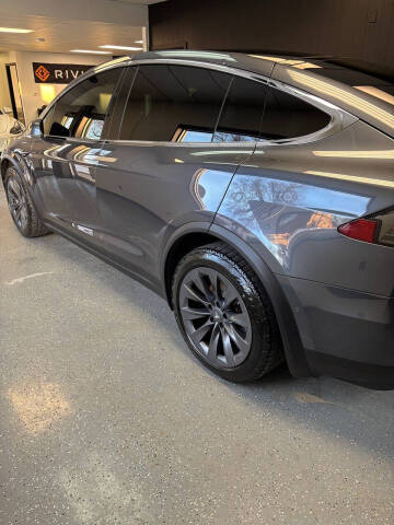 2018 Tesla Model X 75D