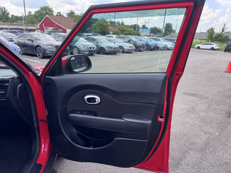 2015 Kia Soul +