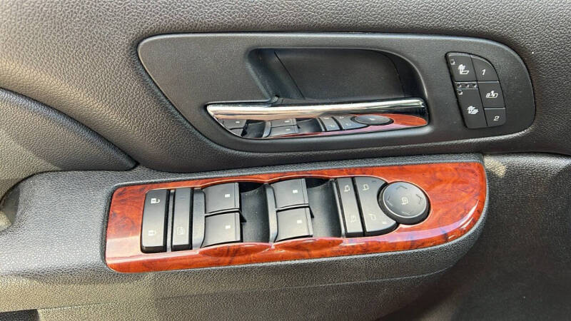 2011 Chevrolet Avalanche LT