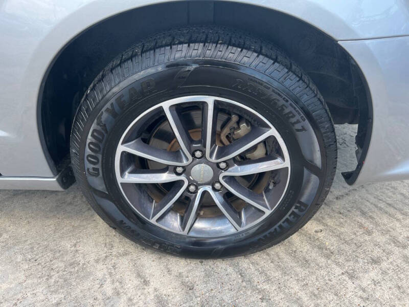 2016 Dodge Grand Caravan SXT Plus