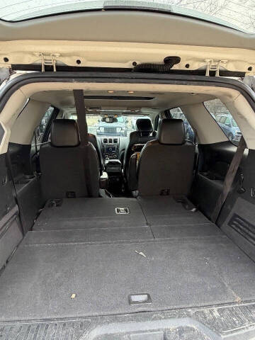 2011 GMC Acadia Denali