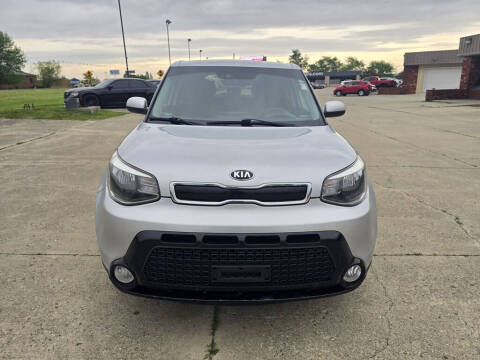 2016 Kia Soul +