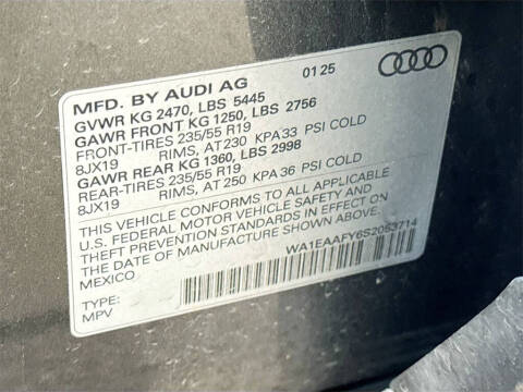 2025 Audi Q5 quattro S line Prem Plus 45 TFSI