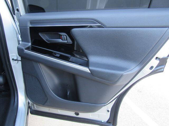 2024 Toyota bZ4X XLE