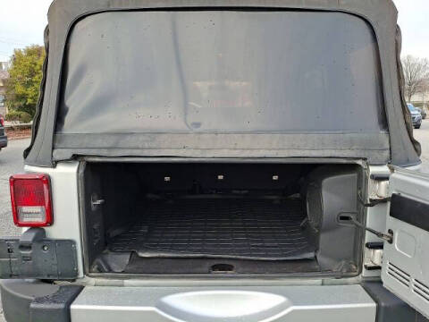 2012 Jeep Wrangler Unlimited Sahara