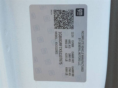 2025 Chevrolet Express 3500