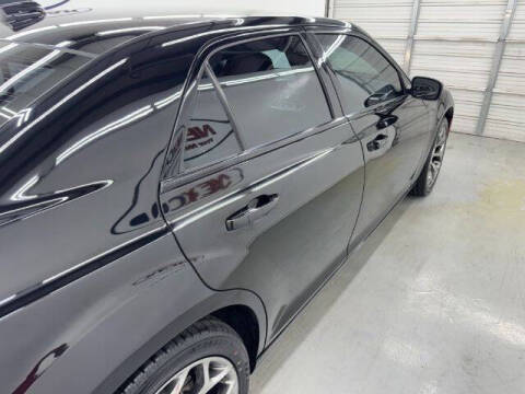 2018 Chrysler 300