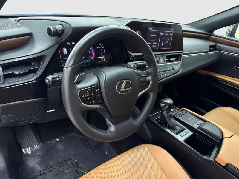 2022 Lexus ES 350