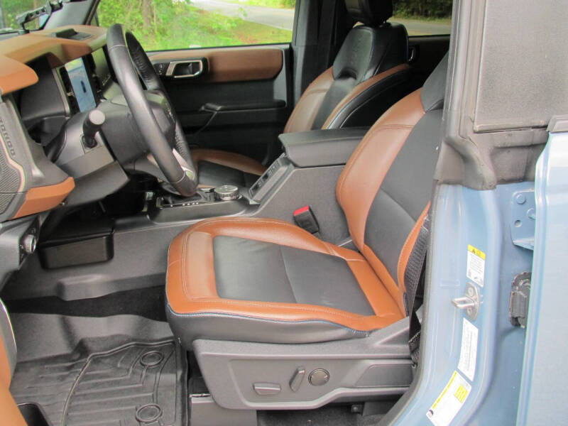2024 Ford Bronco Outer Banks