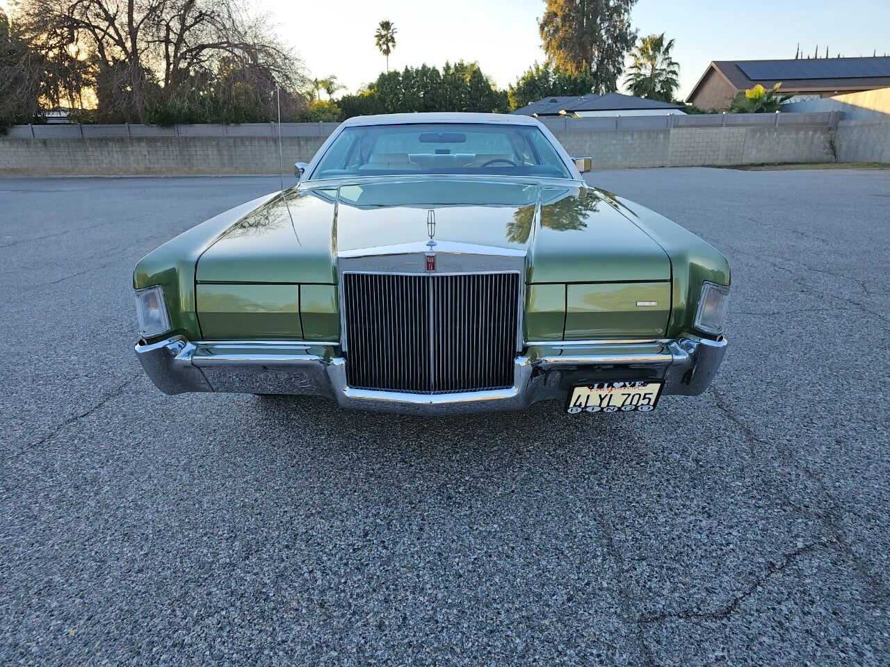 1972 Lincoln Mark IV 10