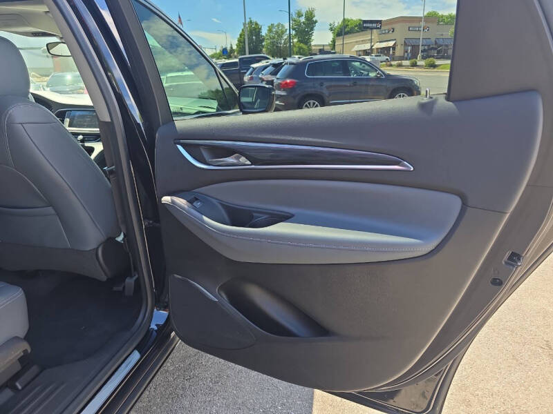 2019 Buick Enclave Essence