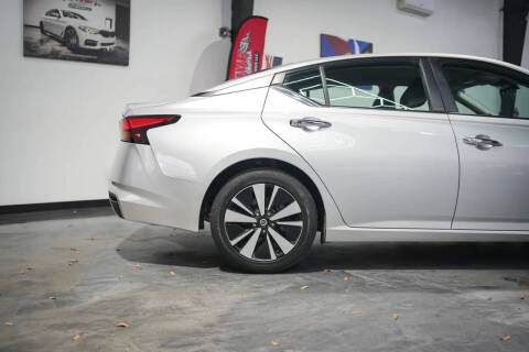 2021 Nissan Altima 2.5 SV