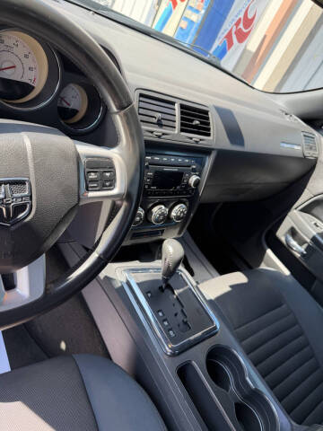 2012 Dodge Challenger SXT