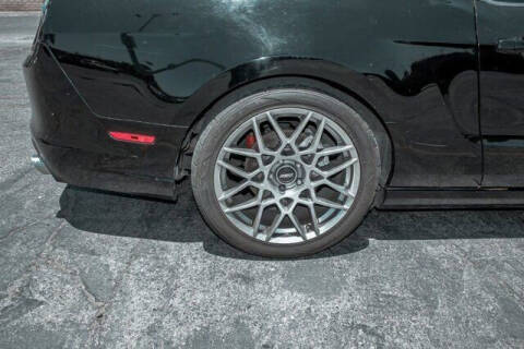 2014 Ford Mustang V6