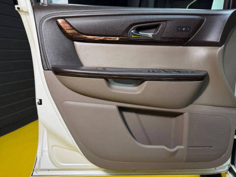 2013 GMC Acadia Denali