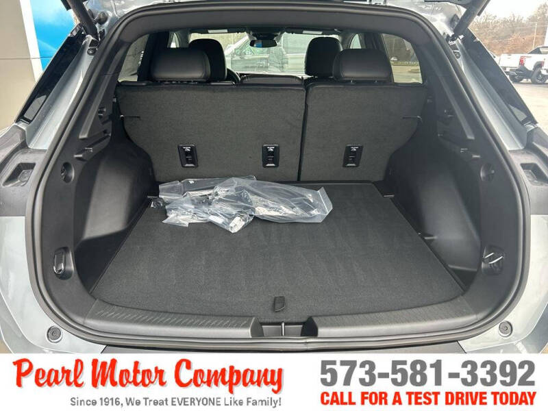 2026 Chevrolet Equinox EV LT 2