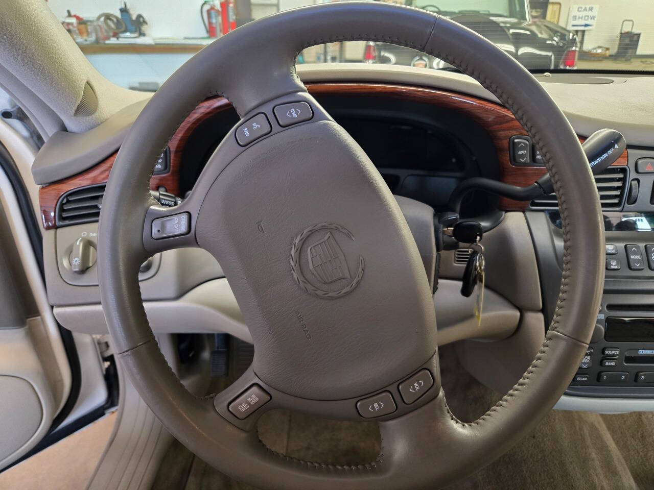 2002 Cadillac DeVille 63