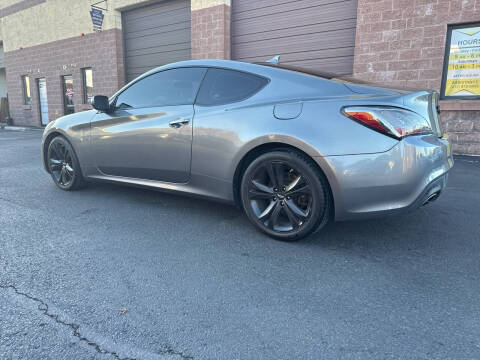 2010 Hyundai Genesis Coupe 2.0T Premium