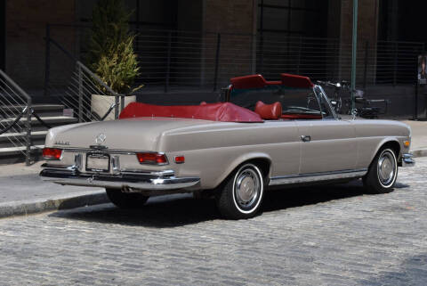 1969 Mercedes-Benz 280-Class