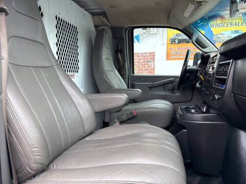 2020 GMC Savana 2500