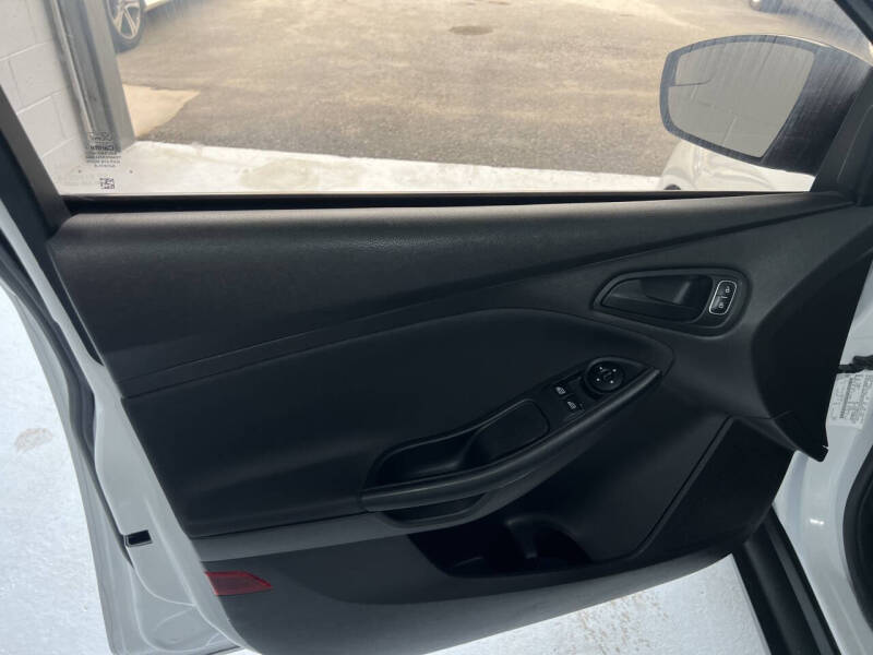 2016 Ford Focus S