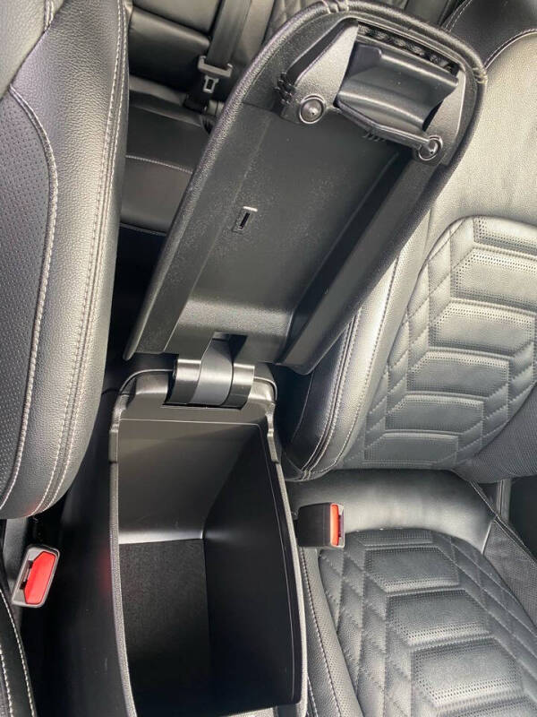 2023 Ford Escape Hybrid Platinum