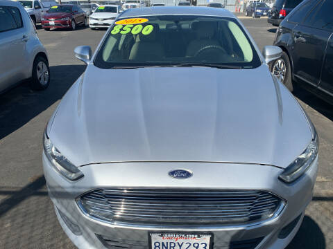 2015 Ford Fusion for sale at Neri's Auto Sales in Sanger CA