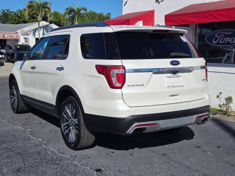 2017 Ford Explorer Platinum