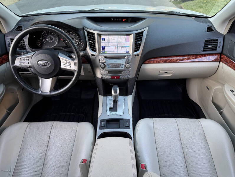 2010 Subaru Outback 2.5i Limited