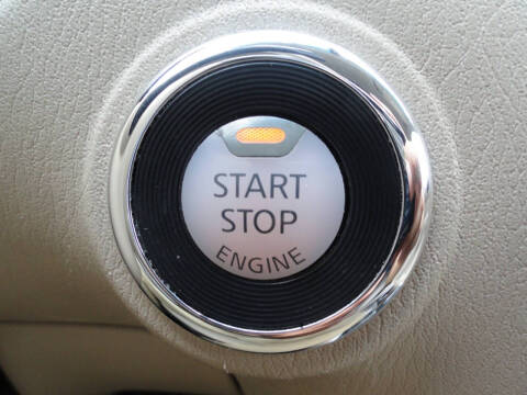 2014 Nissan Pathfinder SV
