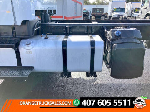 2019 Freightliner M2 106