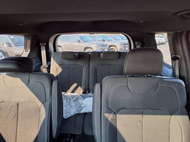 2025 Jeep Grand Cherokee L Laredo X